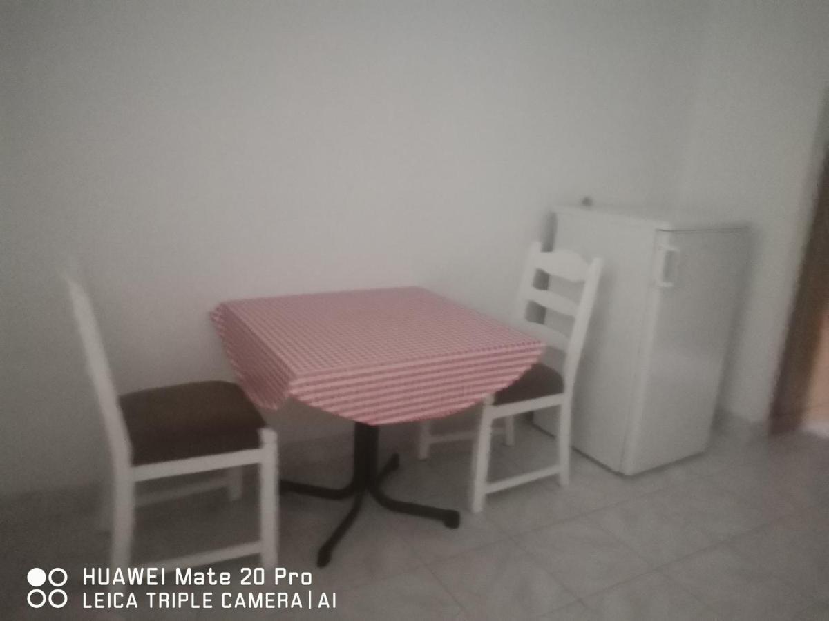 Apartmani Franceska Bol Exterior photo