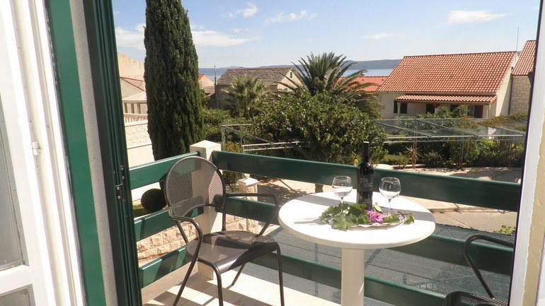 Apartmani Franceska Bol Exterior photo